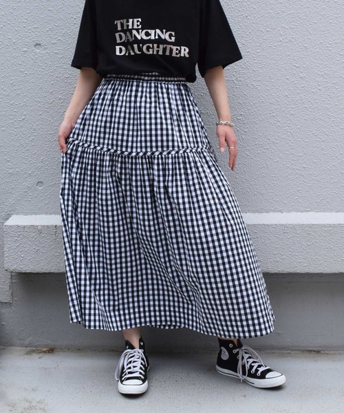 PICCIN(ピッチン)の「【親子ペアルック可】前後2WAYギンガムチェックマキシスカート(スカート・レディース・ブラック系その他・M)」の2枚目の写真