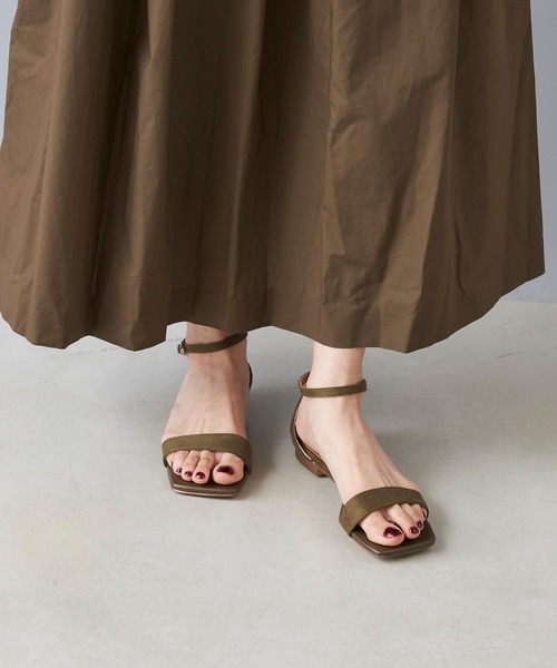 DouDou（ドゥドゥ）の「【atelier brugge／アトリエブルージュ】フラットストラップサンダル（サンダル・レディース・カーキ/ブルー/グレイッシュベージュ・S/M/L）」の10枚目の写真