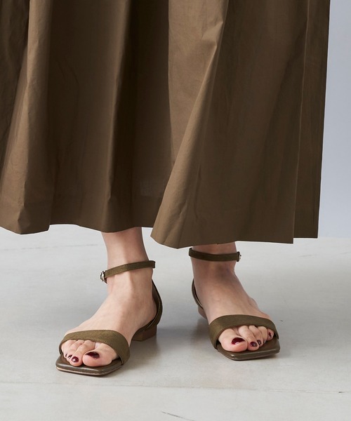 DouDou（ドゥドゥ）の「【atelier brugge／アトリエブルージュ】フラットストラップサンダル（サンダル・レディース・カーキ/ブルー/グレイッシュベージュ・S/M/L）」の9枚目の写真