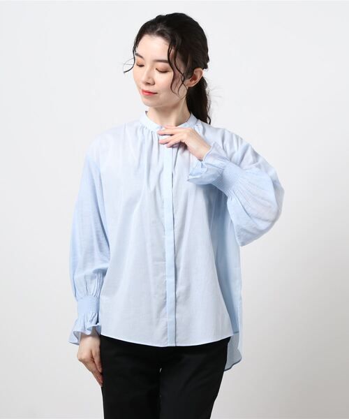 Q（キュー）の「コットンボイルギャザーシャーリングブラウス（シャツ/ブラウス・レディース・ライトブルー/ネイビー/アイボリー・MEDIUM）」の9枚目の写真