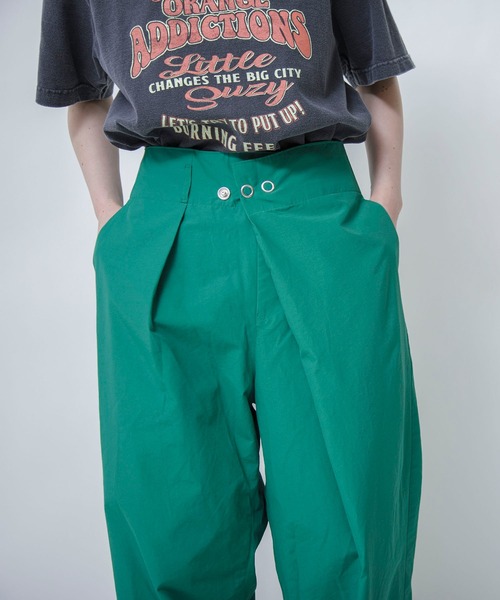 Johnbull(ジョンブル)の「【WAISTRICK BY JOHNBULL】ウエストボタンパンツ(その他パンツ・レディース・ベージュ/ブラック/グリーン/ワンウォッシュ・SMALL/MEDIUM/LARGE)」の16枚目の写真