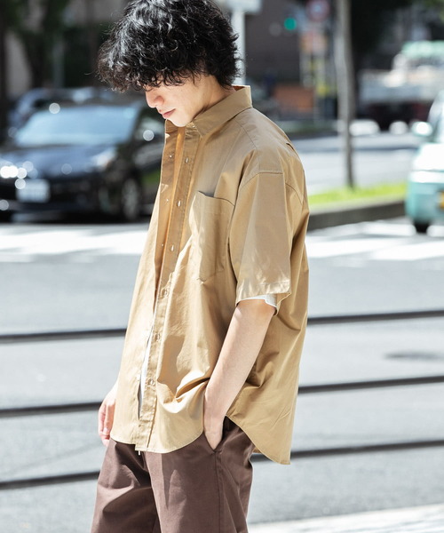 ITEMS URBANRESEARCH（アイテムズ アーバンリサーチ）の「タイプライター レギュラーカラー半袖シャツ（シャツ/ブラウス・メンズ・ライトカーキ/グレー/ブルー・MEDIUM/LARGE）」の17枚目の写真