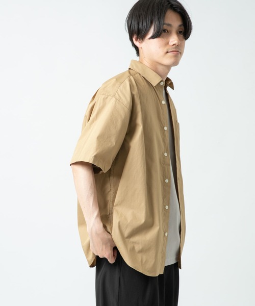 ITEMS URBANRESEARCH（アイテムズ アーバンリサーチ）の「タイプライター レギュラーカラー半袖シャツ（シャツ/ブラウス・メンズ・ライトカーキ/グレー/ブルー・MEDIUM/LARGE）」の22枚目の写真