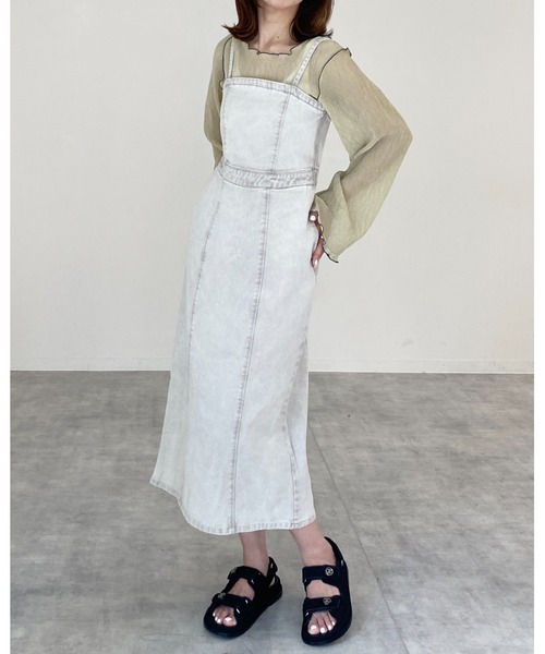 She's Closet(シーズクローゼット)の「ハイウエスト切り替えデニムツイルロングジャンパースカートワンピース(ジャンパースカート・レディース・ブラック/グレー/オフホワイト/ブルー・FREE)」の14枚目の写真