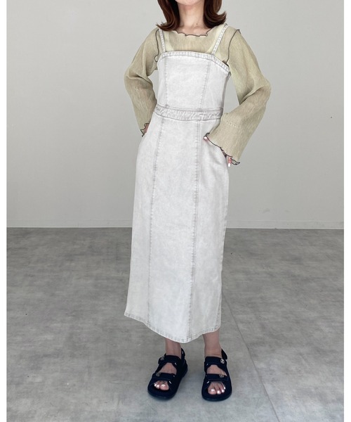 She's Closet(シーズクローゼット)の「ハイウエスト切り替えデニムツイルロングジャンパースカートワンピース(ジャンパースカート・レディース・ブラック/グレー/オフホワイト/ブルー・FREE)」の9枚目の写真