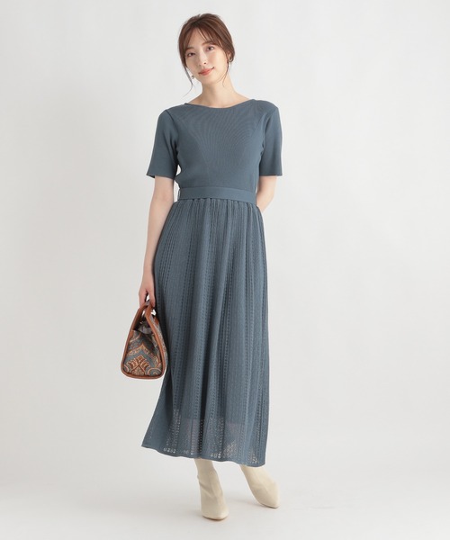 Andemiu（アンデミュウ）の「スカシガラフレアニットワンピース217919（ワンピース・レディース・ブラック/ベージュ/ブルー・FREE）」の10枚目の写真