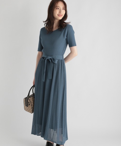 Andemiu（アンデミュウ）の「スカシガラフレアニットワンピース217919（ワンピース・レディース・ブラック/ベージュ/ブルー・FREE）」の11枚目の写真