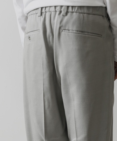 KAZUYUKI KUMAGAI ATTACHMENT(カズユキクマガイアタッチメント)の「W/RY/PE SERGE TAPERED TROUSERS(スラックス・メンズ・ライトグレー/ブラック/ライトブラウン・1/2/3)」の17枚目の写真