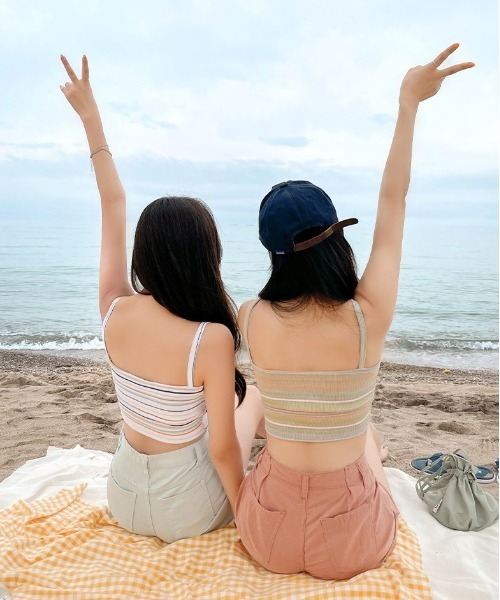 chuu(チュー)の「CHUU マルチボーダーブラトップ(Tシャツ/カットソー・レディース・ベージュ/アイボリー・FREE)」の11枚目の写真
