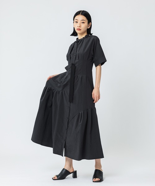 UNITED TOKYO（ユナイテッドトウキョウ）の「イレギュラーギャザーシャツワンピース（ワンピース・レディース・ブラウン/ブラック・1/2）」の21枚目の写真