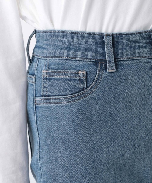 GLOBAL WORK（グローバルワーク）の「ウツクシルエットデニムスリム/954886（デニムパンツ・レディース・ブラック/ネイビー/サックスブルー/ダークグレー・SMALL/MEDIUM/LARGE/X-SMALL）」の21枚目の写真