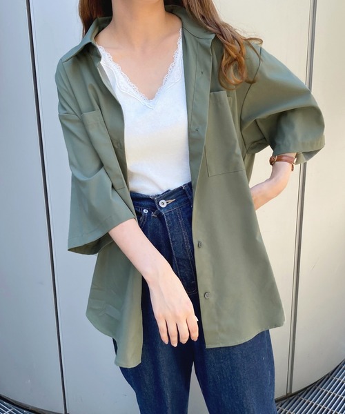 apres jour(アプレジュール)の「ポケット付きルーズシャツ【ZOZOTOWN限定アイテム】(シャツ/ブラウス・レディース・グリーン/ライトベージュ/モカ・フリー/X-LARGE)」の6枚目の写真