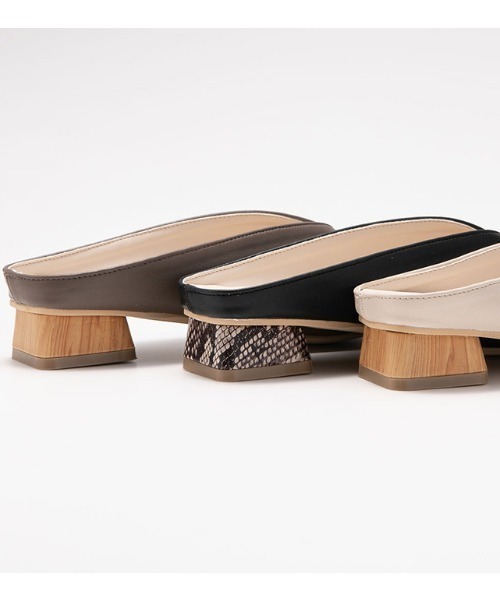 GeeRA（ジーラ）の「サッと履けるスクエアトゥミュール（サンダル・レディース・ブラック/サンドグレー/アイボリー/グリーン・MEDIUM/LARGE/X-LARGE/SMALL）」の6枚目の写真