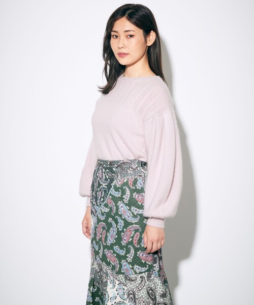 GRACE CONTINENTAL(グレースコンチネンタル)の「アンゴラタック袖ニットトップ(ニット/セーター・レディース・ブラック/ボルドー/ピンク・36)」の2枚目の写真