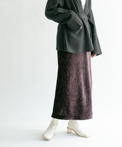 KBF（ケイビーエフ）の「クリンクルベロアタイトスカート（スカート・レディース・ダークブラウン/ベージュ系その他/ブラック/ベージュ・ONE）」の11枚目の写真