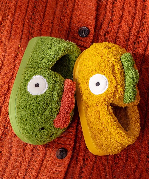 aimoha（アイモハ）の「【aimoha-KIDS-】ボアルームシューズ（ルームシューズ/スリッパ・キッズ・グリーン/イエロー/ブルー/レッド・20/14/18/22/21/16）」の13枚目の写真