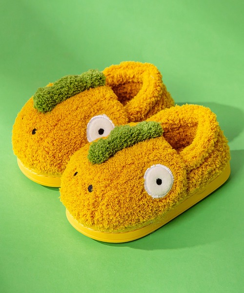 aimoha（アイモハ）の「【aimoha-KIDS-】ボアルームシューズ（ルームシューズ/スリッパ・キッズ・グリーン/イエロー/ブルー/レッド・20/14/18/22/21/16）」の14枚目の写真