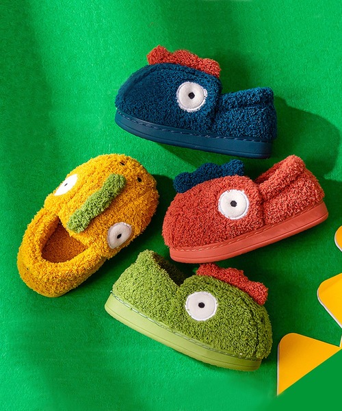 aimoha（アイモハ）の「【aimoha-KIDS-】ボアルームシューズ（ルームシューズ/スリッパ・キッズ・グリーン/イエロー/ブルー/レッド・20/14/18/22/21/16）」の11枚目の写真