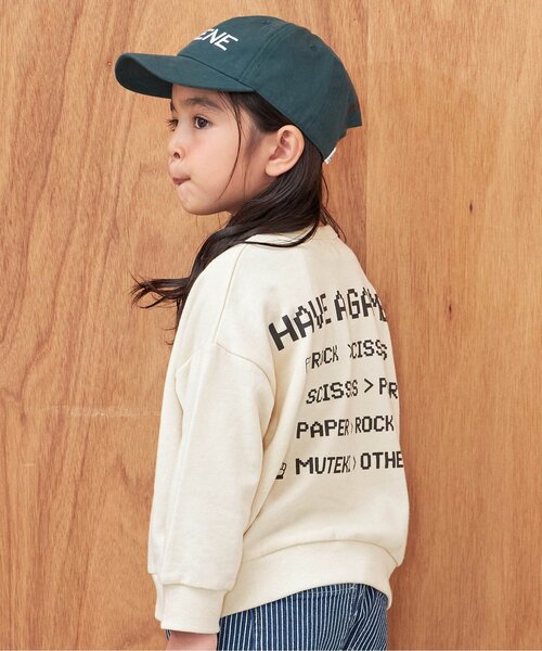 BREEZE（ブリーズ）の「WEB限定 バックプリントトレーナー（スウェット・キッズ・アイボリー/カーキ/パープル/イエロー/ライトグレー/ブラック/ブルー/ブラウン・100/110/120/140/150/130/90）」の2枚目の写真