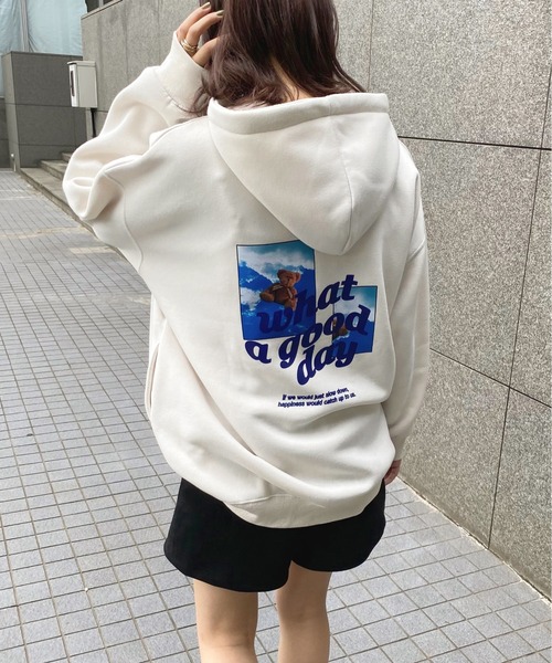 apres jour（アプレジュール）の「チュニックフードパーカー【ZOZOTOWN限定アイテム】（パーカー・レディース・アイボリー/その他/ブラック/ラベンダー/ダークブルー・フリー/X-LARGE）」の7枚目の写真