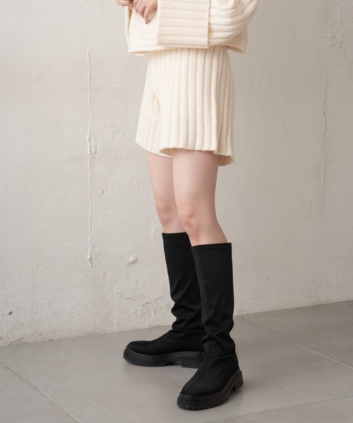 Chico（チコ）の「ワイドリブニットショートパンツ（その他パンツ・レディース・アイボリー/ブラック・FREE）」の10枚目の写真