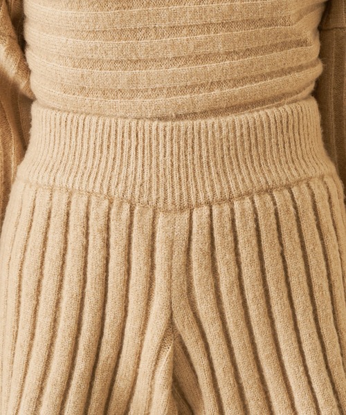 Chico（チコ）の「ワイドリブニットショートパンツ（その他パンツ・レディース・アイボリー/ブラック・FREE）」の8枚目の写真