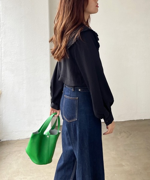 Shelly island(シェリーアイランド)の「フリル襟チュニックブラウス(シャツ/ブラウス・レディース・ホワイト/ブラック・M)」の17枚目の写真