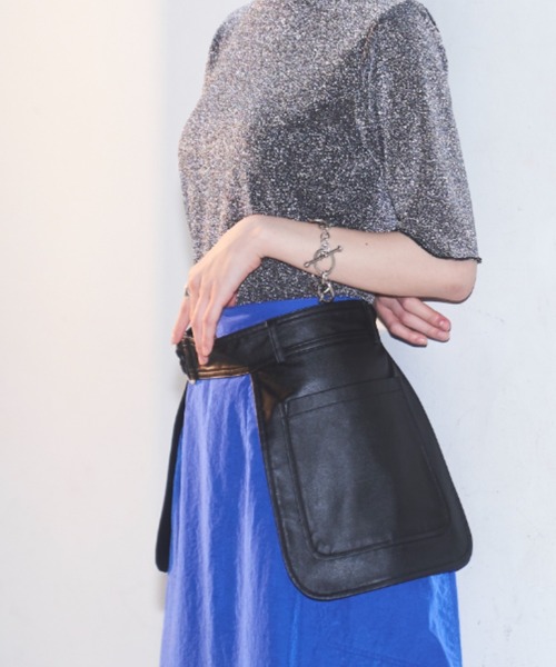 VACANCY（ヴァカンシー）の「フェイクレザーサイドポケットベルト