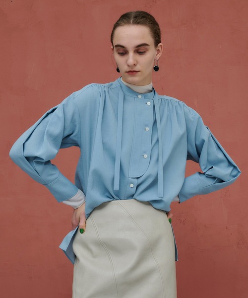 PUBLIC TOKYO（パブリックトウキョウ）の「フロントフラップロングシャツブラウス /ウォッシャブル（シャツ/ブラウス・レディース・ホワイト/ベージュ/サックスブルー・FREE）」の3枚目の写真