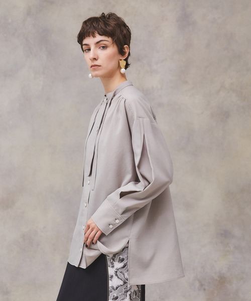 PUBLIC TOKYO（パブリックトウキョウ）の「フロントフラップロングシャツブラウス /ウォッシャブル（シャツ/ブラウス・レディース・ホワイト/ベージュ/サックスブルー・FREE）」の10枚目の写真