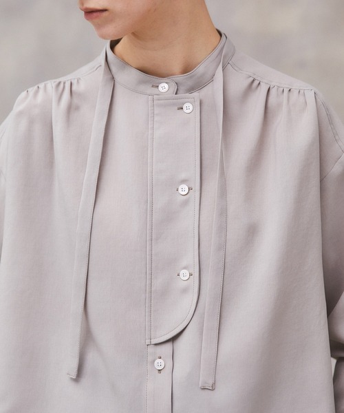 PUBLIC TOKYO（パブリックトウキョウ）の「フロントフラップロングシャツブラウス /ウォッシャブル（シャツ/ブラウス・レディース・ホワイト/ベージュ/サックスブルー・FREE）」の14枚目の写真