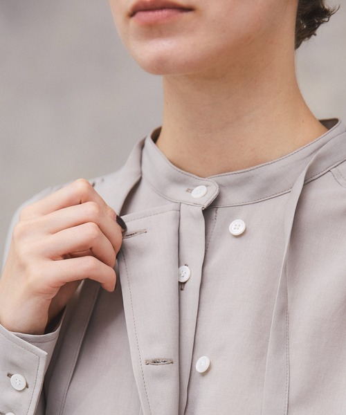 PUBLIC TOKYO（パブリックトウキョウ）の「フロントフラップロングシャツブラウス /ウォッシャブル（シャツ/ブラウス・レディース・ホワイト/ベージュ/サックスブルー・FREE）」の15枚目の写真