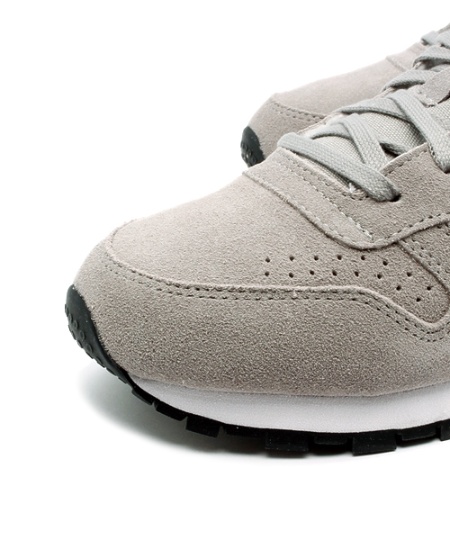 Reebok（リーボック）の「ユニセックス リーボック クラシックレザー グレー Reebok CL LEATHER SUEDE M46526（スニーカー・レディース・グレー・27cm/23cm/29cm/23.5cm/27.5cm/28.5cm/24.5cm/24cm/28cm/26.5cm）」の5枚目の写真