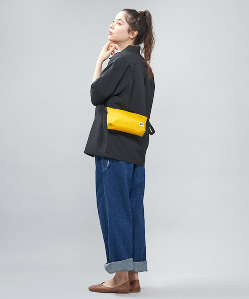 Drifter（ドリフター）の「UTILITY PACK／ユーティリティーパック（ショルダーバッグ・レディース・ブラック/パープル/ダークグリーン/レモンイエロー/タン/ゼブラ/レオパード/ホワイト系その他/グリーン系その他/ブラック系その他2・FREE）」の8枚目の写真