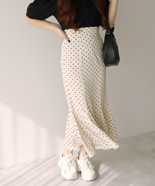 ROYAL PARTY(ロイヤルパーティー)の「【ZOZO限定】マーメイドスカート(スカート・レディース・オレンジ/ブラック/オフホワイト/グリーン/モカ・FREE)」の12枚目の写真