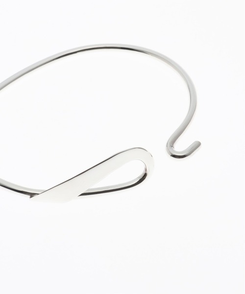 IENA（イエナ）の「【NINA&JULES/ニナ・エ・ジュール FISHHOOK ブレスレット（ブレスレット・レディース・シルバー・FREE）」の4枚目の写真