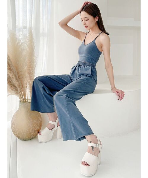 GYDA（ジェイダ）の「【セットアップ着用可】PROCESSINGクロスビスチェ（キャミソール・レディース・チャコールグレー/ベージュ/ネイビー・FREE）」の5枚目の写真