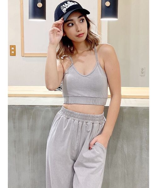 GYDA（ジェイダ）の「【セットアップ着用可】PROCESSINGクロスビスチェ（キャミソール・レディース・チャコールグレー/ベージュ/ネイビー・FREE）」の10枚目の写真