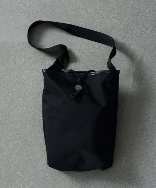 【LIVERAL】NAKI S サコッシュバッグ ショルダーバッグ MADE IN JAPAN（ショルダーバッグ）｜LIVERAL（リヴェラル）