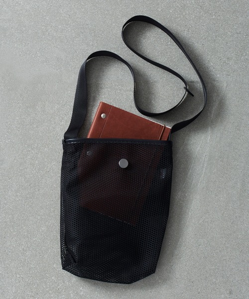 【LIVERAL】NAKI S サコッシュバッグ ショルダーバッグ MADE IN JAPAN（ショルダーバッグ）｜LIVERAL（リヴェラル）