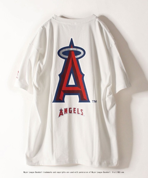 AVIREX（アヴィレックス）の「【MLB×AVIREX】エンジェルス Tシャツ/ANGELS T-SHIRT（Tシャツ/カットソー・レディース・レッド/ホワイト・LARGE/XX-LARGE/SMALL/X-LARGE/MEDIUM）」の14枚目の写真