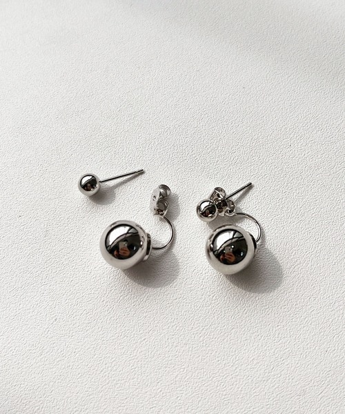 CEMONEMO(セモネモ)の「2way ダブルボール バックキャッチピアス(ピアス(両耳用)・レディース・ゴールド/シルバー/ホワイト・FREE)」の8枚目の写真