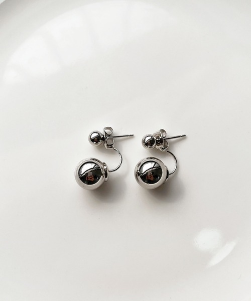 CEMONEMO(セモネモ)の「2way ダブルボール バックキャッチピアス(ピアス(両耳用)・レディース・ゴールド/シルバー/ホワイト・FREE)」の9枚目の写真