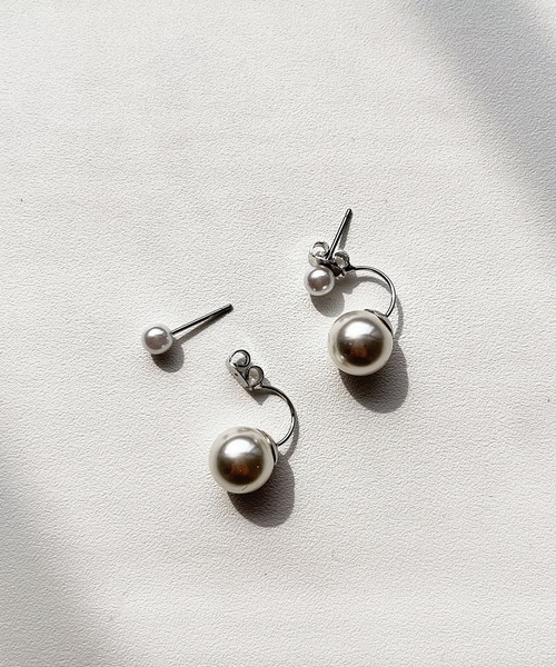 CEMONEMO(セモネモ)の「2way ダブルボール バックキャッチピアス(ピアス(両耳用)・レディース・ゴールド/シルバー/ホワイト・FREE)」の16枚目の写真