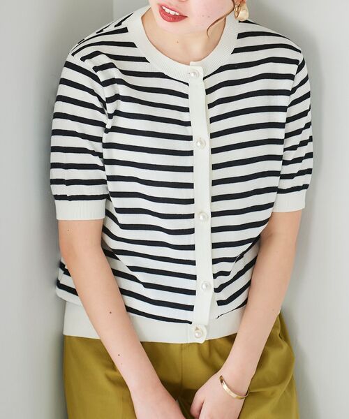 le.coeur blanc（ルクールブラン）の「パールボタンコットンクルーカーディガン（ニット/セーター・レディース・ブラック/レッド/ホワイト系その他/オフホワイト・38）」の15枚目の写真