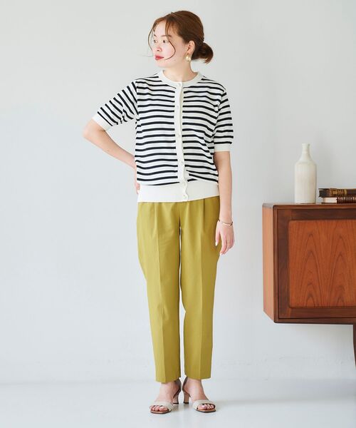 le.coeur blanc（ルクールブラン）の「パールボタンコットンクルーカーディガン（ニット/セーター・レディース・ブラック/レッド/ホワイト系その他/オフホワイト・38）」の7枚目の写真