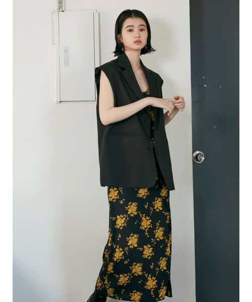 EMODA（エモダ）の「オーバーシェイプベスト（ベスト・レディース・ブラック/ベージュ/ブラウン・FREE）」の13枚目の写真