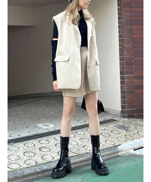 EMODA（エモダ）の「オーバーシェイプベスト（ベスト）」 - WEAR