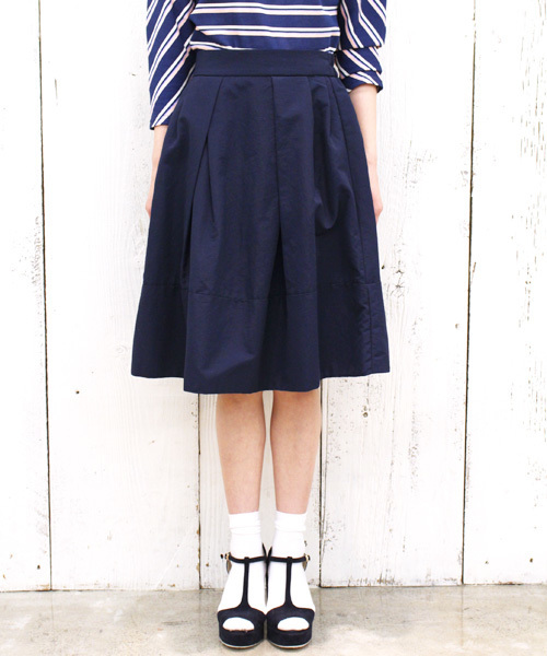 Chico（チコ）の「グロングランSK（スカート・レディース・ホワイト/ベージュ/ネイビー・FREE）」の13枚目の写真