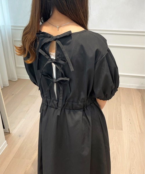 apres jour(アプレジュール)の「パフスリーブワンピース【ZOZOTOWN限定アイテム】(ワンピース・レディース・ブラック/オフホワイト/ライトイエロー・フリー/X-LARGE)」の12枚目の写真